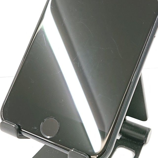 iPhoneSE ��2���� 64GB au �֥�å� c18887