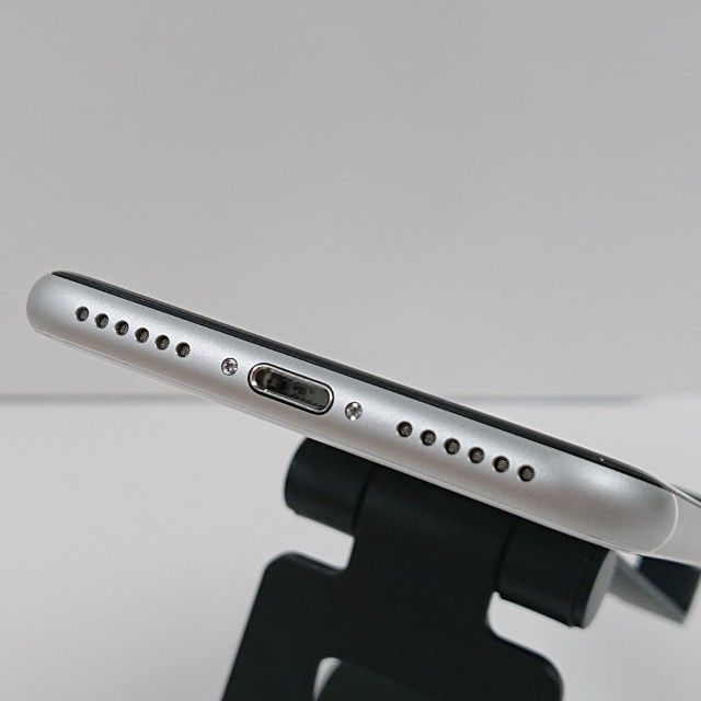 iPhoneSE ��2���� 64GB �ɥ��� �ۥ磻�� c20348