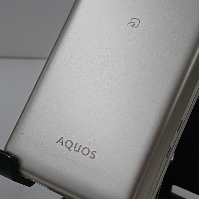 �ڥ�����ʡ�AQUOS �������� SH-02L �ɥ��� ������� c20877