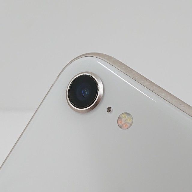iPhoneSE ��3���� 64GB �ɥ��� �������饤�� c19403