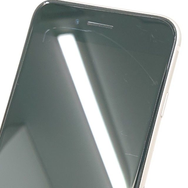 iPhoneSE ��3���� 64GB au �������饤�� c18829