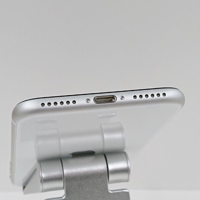 iPhoneSE ��2���� 64GB �ɥ��� �ۥ磻�� c18686