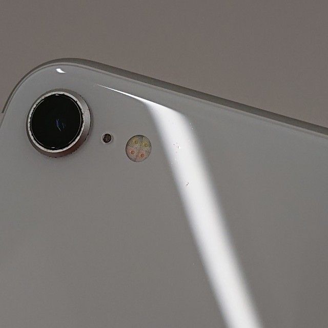 iPhoneSE ��2���� 64GB �ɥ��� �ۥ磻�� c16083