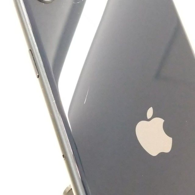 iPhoneSE ��3���� 64GB au �ߥåɥʥ��� c22917