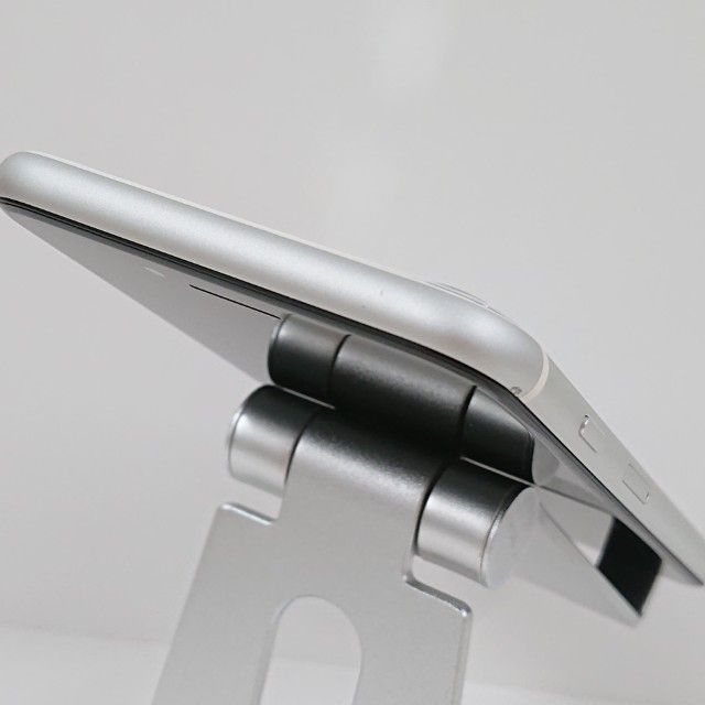 iPhoneSE ��2���� 64GB �ɥ��� �ۥ磻�� c18438