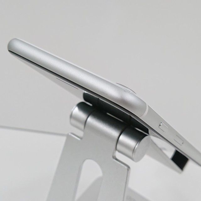 iPhoneSE ��2���� 64GB SoftBank �ۥ磻�� c16220