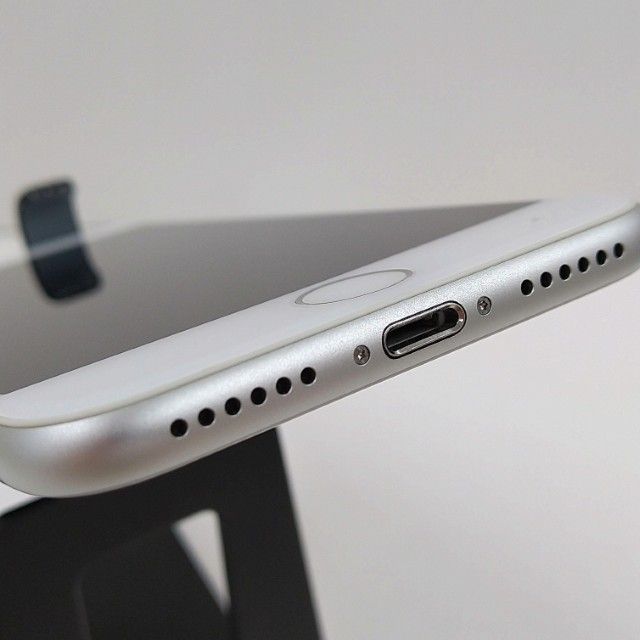iPhone7 32GB au ����С� c22776