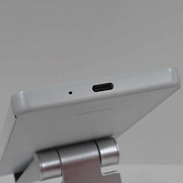 Xperia 10 V SO-52D �ɥ��� �ۥ磻�� c16475