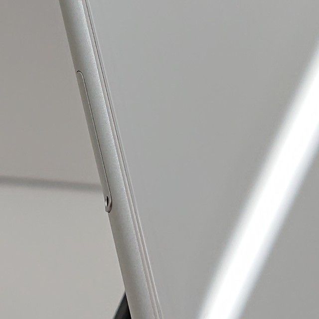 iPhoneSE ��2���� 64GB �ɥ��� �ۥ磻�� c19219