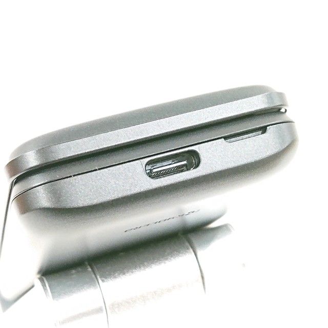 GRATINA KYF44 au �֥�å� c18372