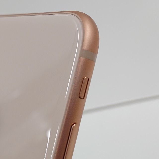iPhone - SoftBank iPhone8 256GB ゴールド Apple iPhone 8 256GB SoftBank 価格比較 - 価格.com