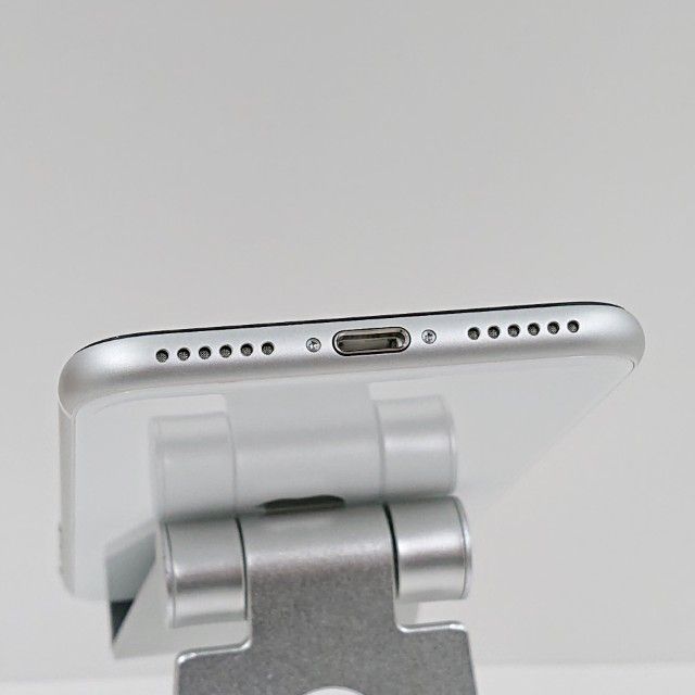 iPhoneSE ��2���� 64GB �ɥ��� �ۥ磻�� c18685