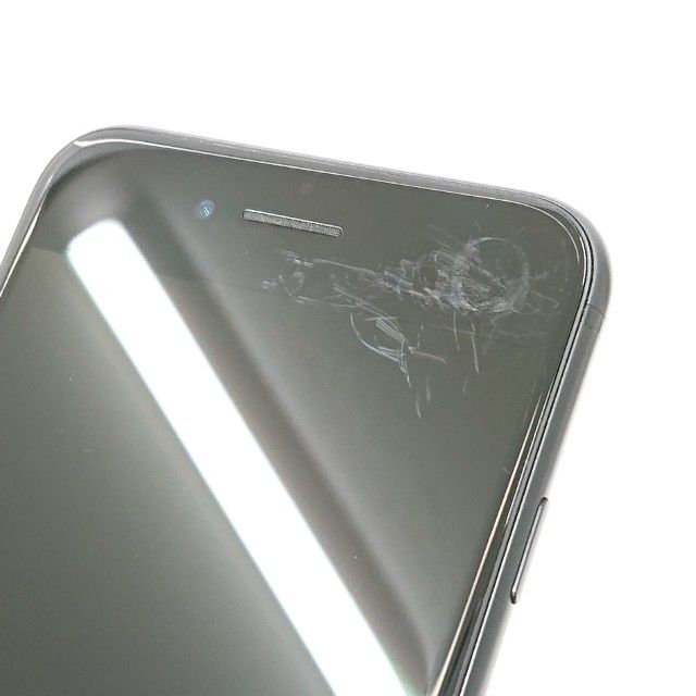 iPhoneSE ��2���� 64GB au �֥�å� c18878