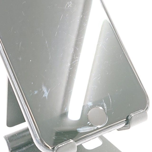 iPhoneSE ��2���� 64GB au �֥�å� c18881