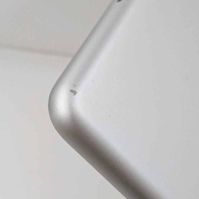 iPad ��7���� Wi-Fi + Cellular 32GB SIM�ե꡼ ����С� c22628