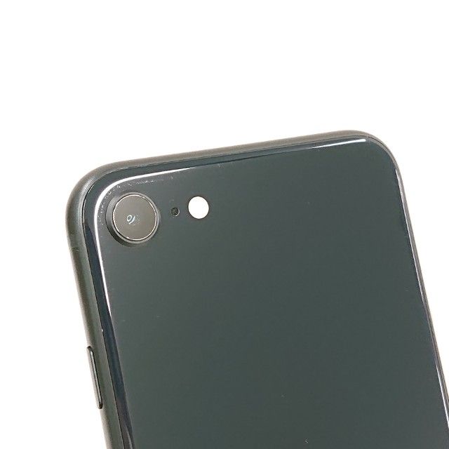 iPhoneSE ��3���� 64GB au �ߥåɥʥ��� c22840