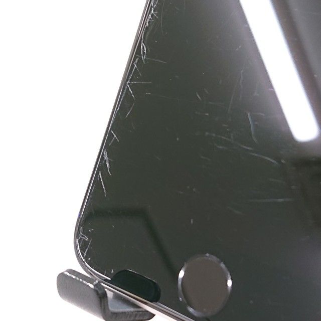 iPhoneSE ��3���� 64GB �ɥ��� �������饤�� c23027
