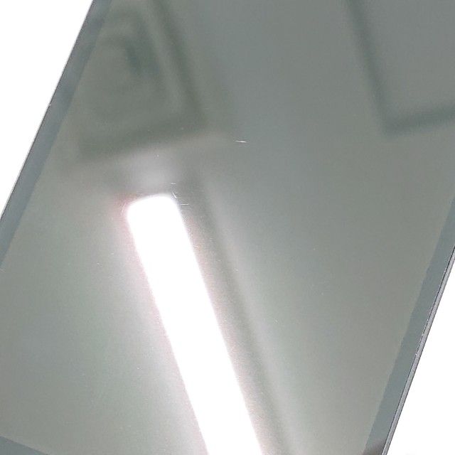 iPhoneSE 16GB �ɥ��� ���ڡ������쥤 c17573