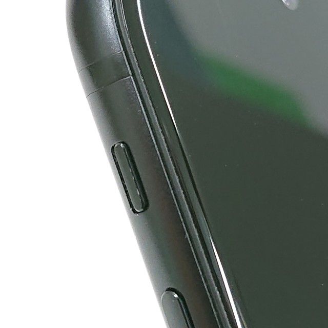 iPhoneSE ��2���� 64GB au �֥�å� c22263