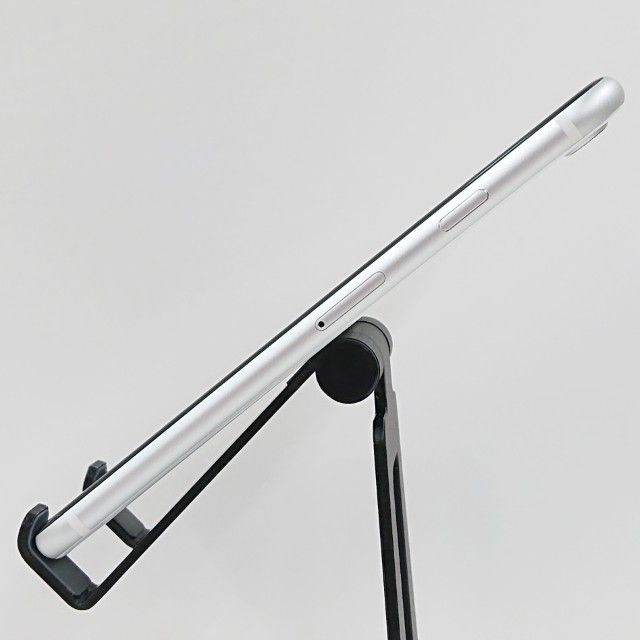 iPhoneSE ��2���� 64GB �ɥ��� �ۥ磻�� c16796