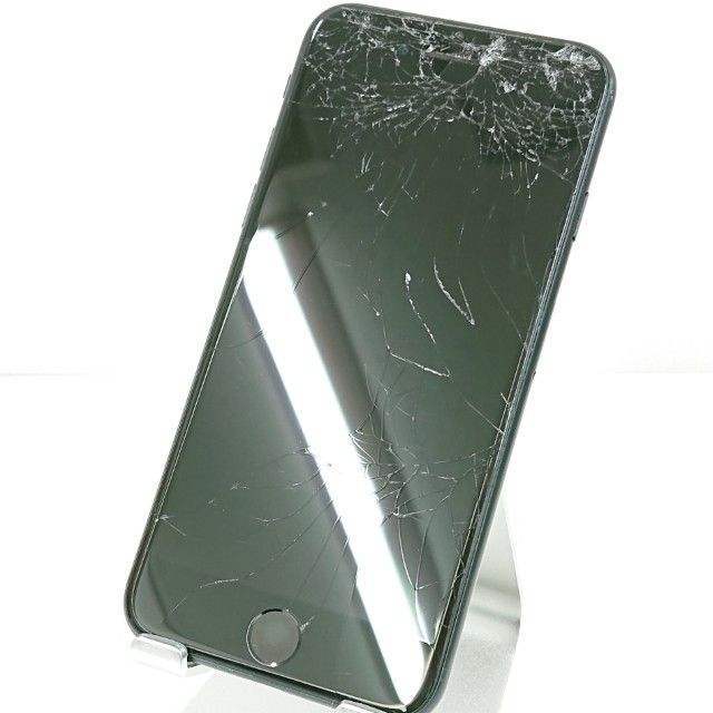 �ڥ�����ʡ�iPhoneSE ��3���� 64GB SIM�ե꡼ �ߥåɥʥ��� c18956