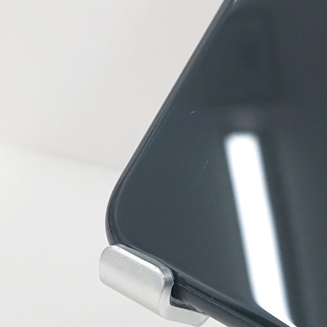 iPhoneSE ��2���� 64GB �ɥ��� �֥�å� c18464