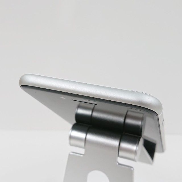 iPhoneSE ��2���� 64GB SIM�ե꡼ �ۥ磻�� c18668