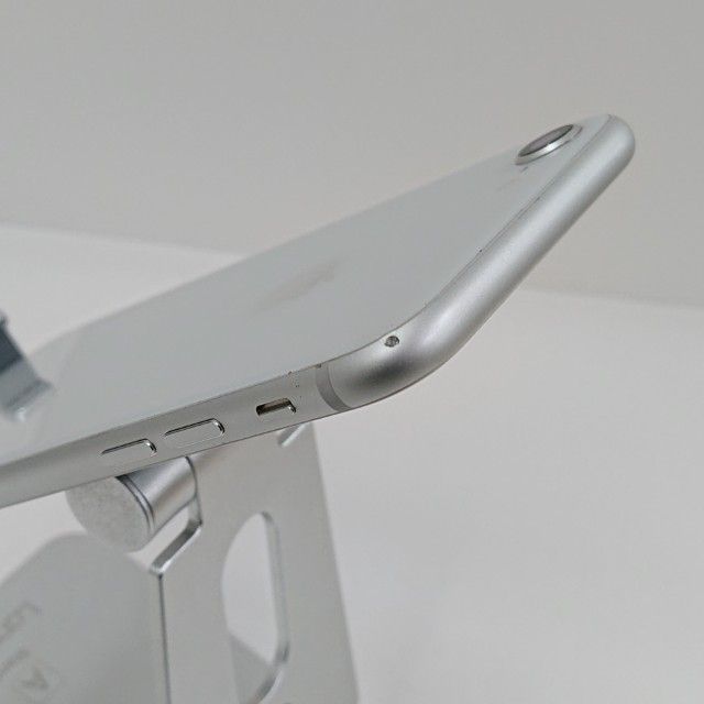 iPhone8 64GB �ɥ��� ����С� c23204