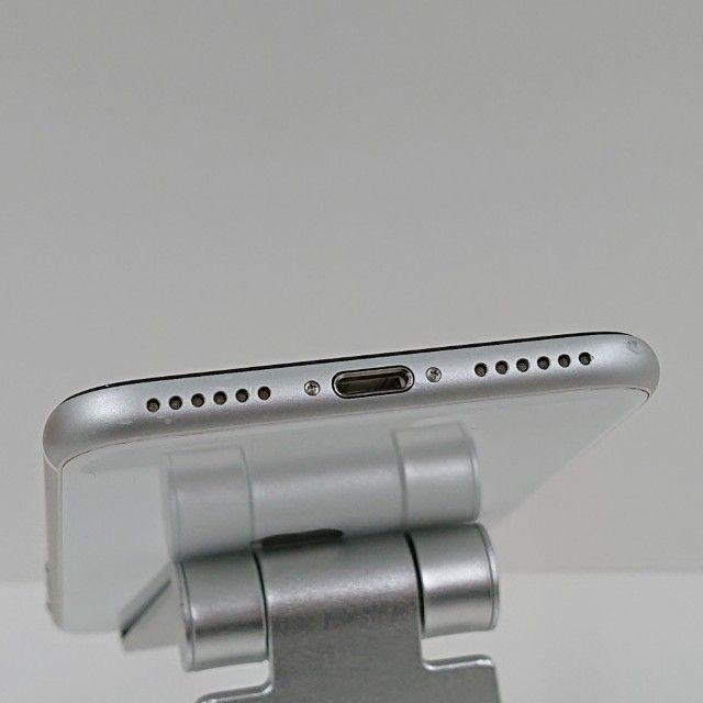 iPhoneSE ��2���� 64GB �ɥ��� �ۥ磻�� c18688