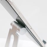 iPhoneSE ��3���� 64GB SoftBank �������饤�� c16377