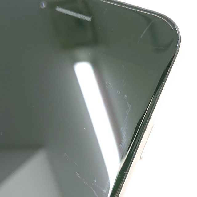 ���������ʡ�iPhoneSE ��3���� 64GB �ɥ��� �������饤�� c22986