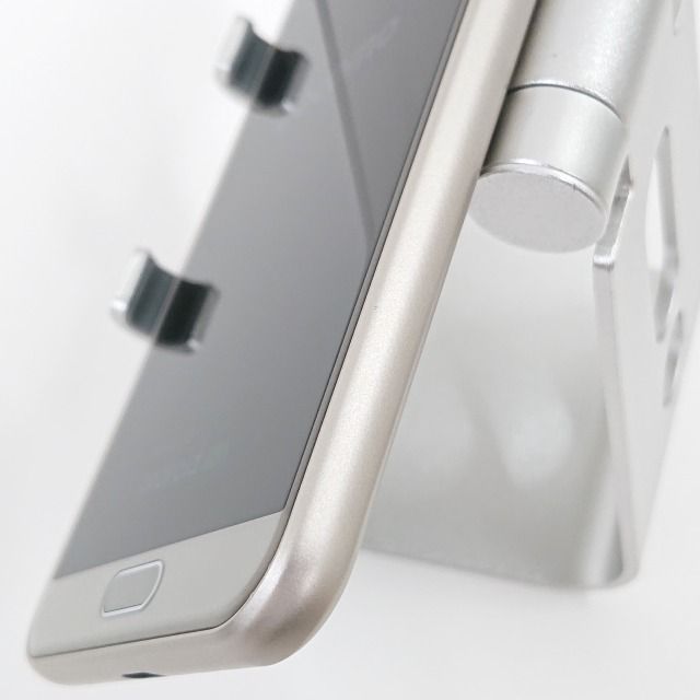AQUOS - 超美品 SH-01L AQUOS sense2 シャンパンゴールド シャープ AQUOS sense2 SH-01L docomo [シャンパンゴールド