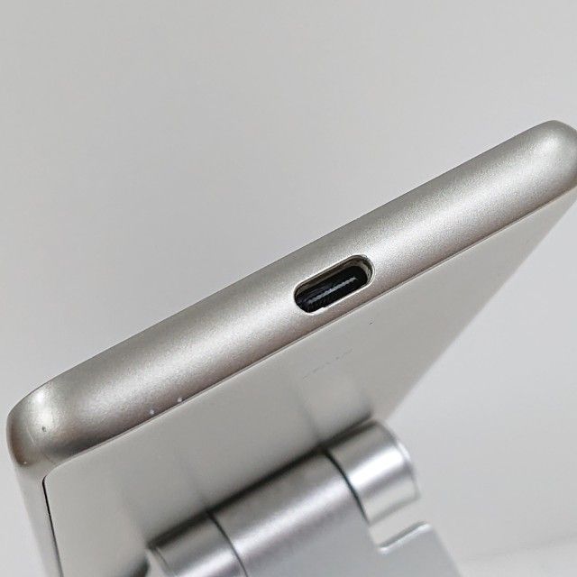 �ڥ�����ʡ�BASIO4 KYV47 au �����ѥ󥴡���� c17397