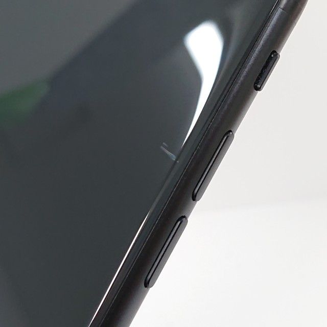 iPhoneSE ��2���� 64GB �ɥ��� �֥�å� c20005