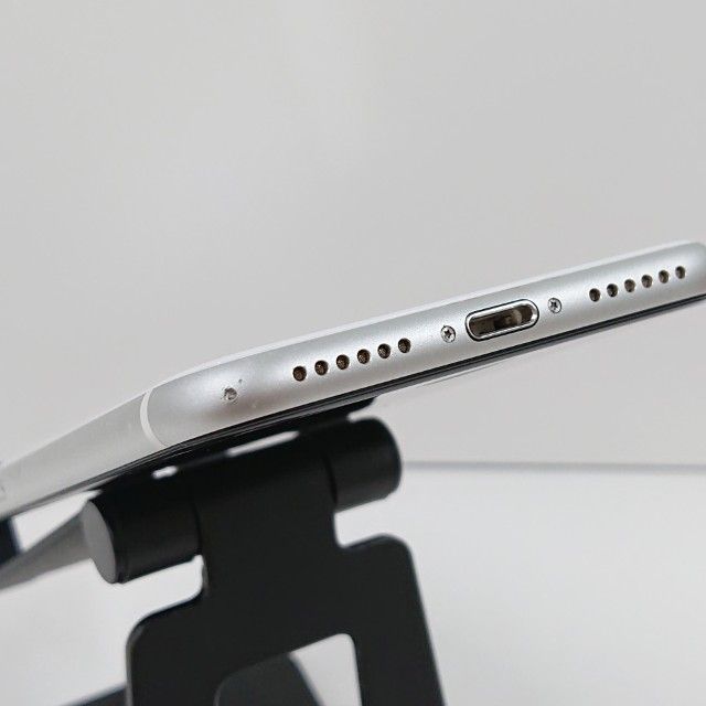 iPhoneSE ��2���� 64GB �ɥ��� �ۥ磻�� c17372