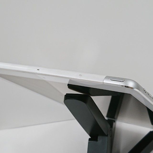 �ڥ������ iPad Air Wi-Fi+Cellular 16GB SIM�ե꡼ c18601