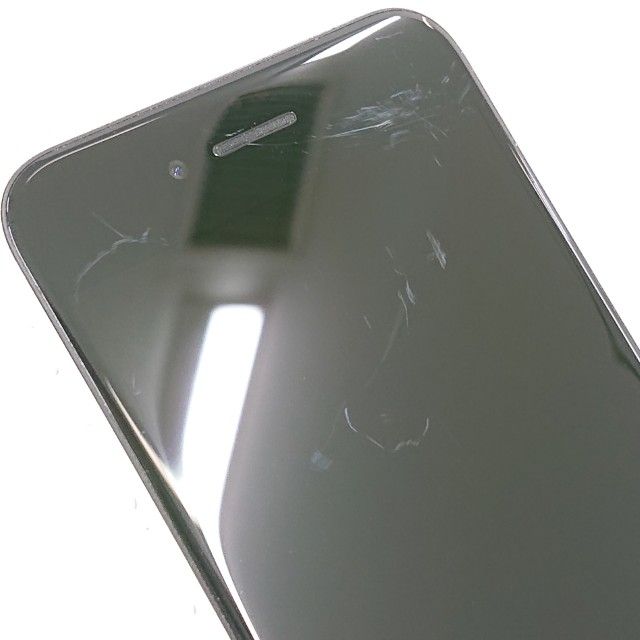 iPhoneSE ��2���� 64GB �ɥ��� �ۥ磻�� c20316