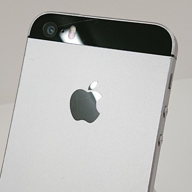 iPhoneSE 16GB au ���ڡ������쥤 c20266