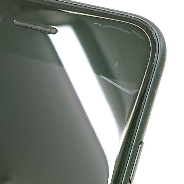 iPhoneSE ��3���� 64GB au �ߥåɥʥ��� c17070