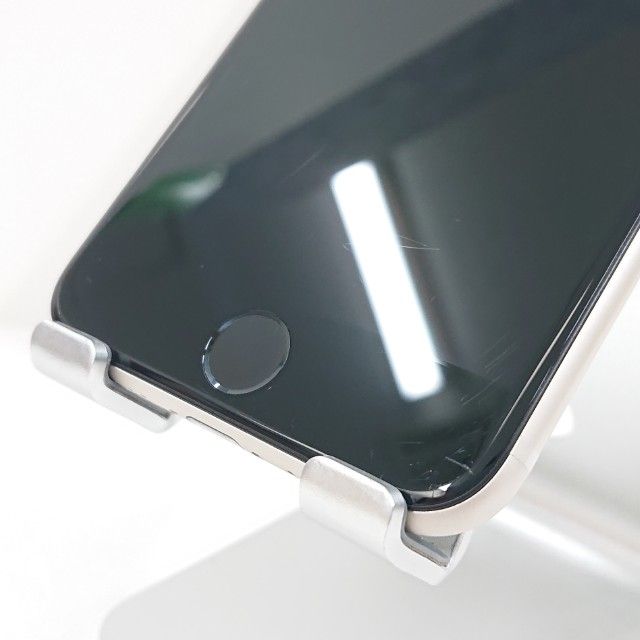 iPhoneSE ��3���� 64GB SoftBank �������饤�� c19384