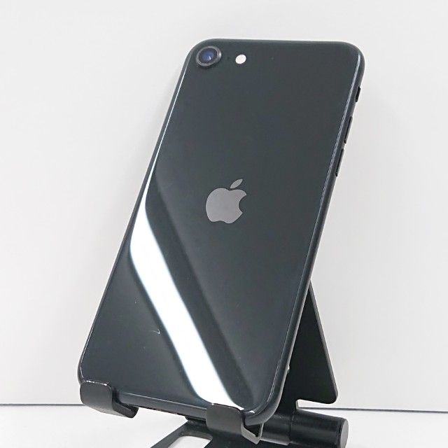 iPhoneSE ��2���� 64GB au �֥�å� c16581