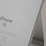 iPhoneSE 32GB SoftBank ����С� c19112