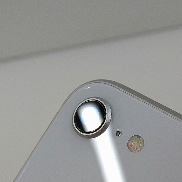 iPhoneSE ��2���� 64GB au �ۥ磻�� c22829
