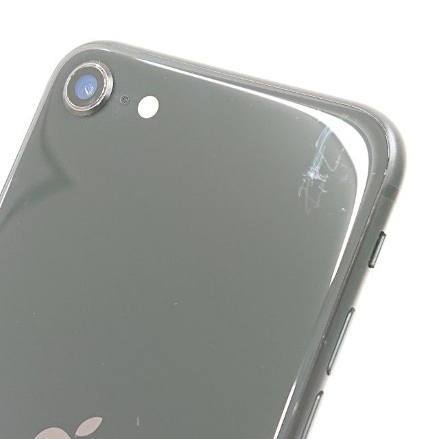 iPhoneSE ��2���� 64GB au �֥�å� c16582