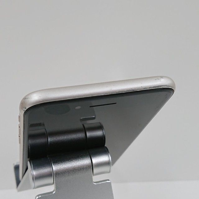 iPhoneSE ��3���� 64GB SoftBank �������饤�� c16377