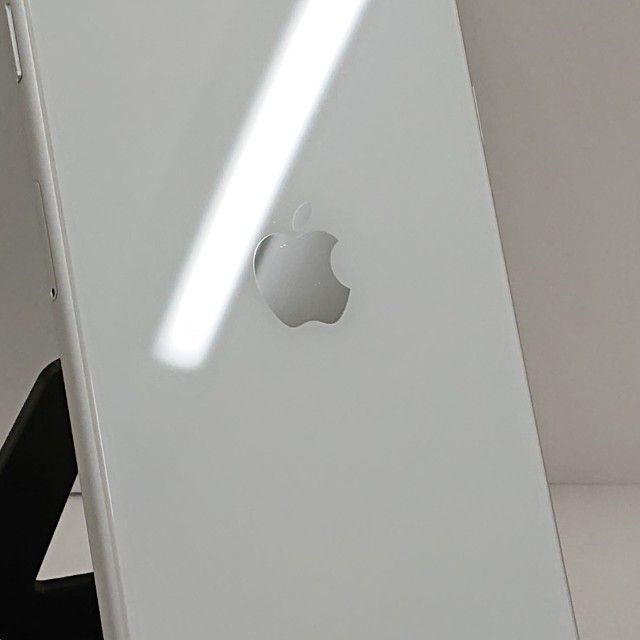 iPhoneSE ��2���� 64GB �ɥ��� �ۥ磻�� c22925