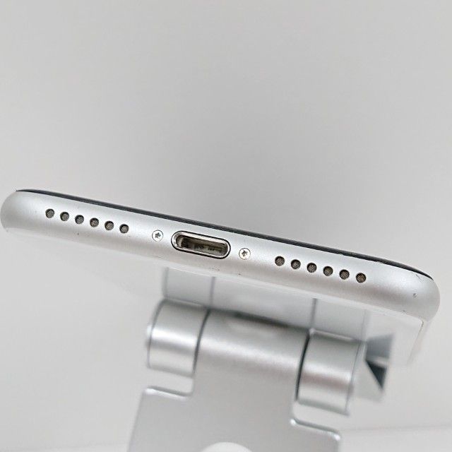 iPhoneSE ��2���� 64GB au �ۥ磻�� c20908