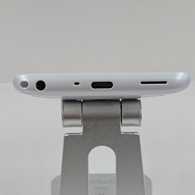 arrows Be3 F-02L �ɥ��� �ۥ磻�� c22537
