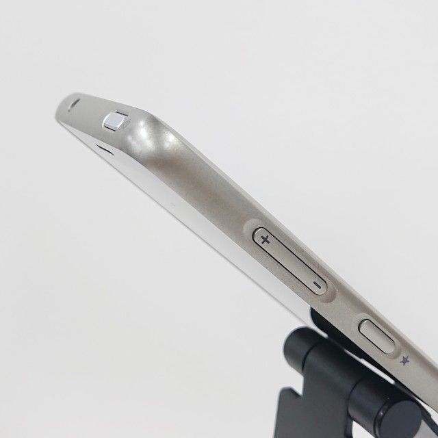 BASIO4 KYV47 au �����ѥ󥴡���� c17412