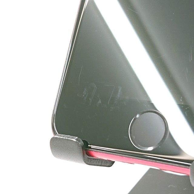 �ڥ�����ʡ�iPhoneSE ��2���� 64GB SIM�ե꡼ ��å� c23043